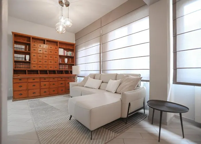 New - Ponte Vecchio Tower Appartement *