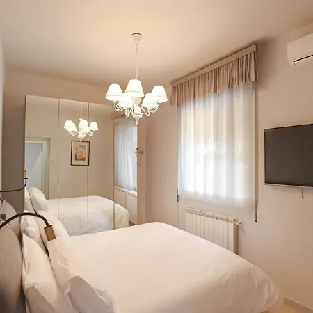 New - Ponte Vecchio Tower